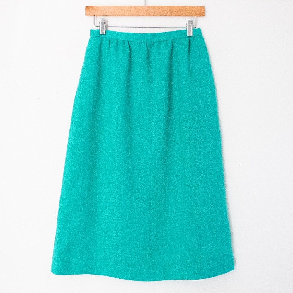Field's Choice | Vintage 80's/90's Turquoise Minimalist A-Line Skirt | Size 10